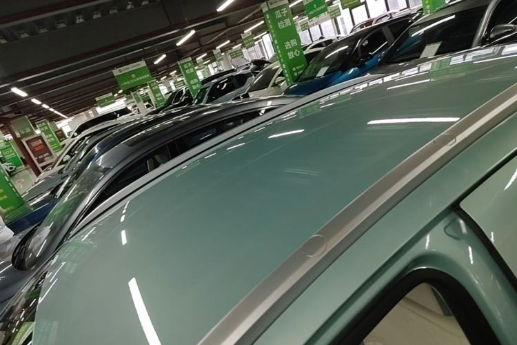 Used Geometry E Firefly 2024 301km Starlight Roof