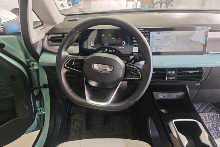 Used Geometry E Firefly 2024 301km Starlight Steering Wheel