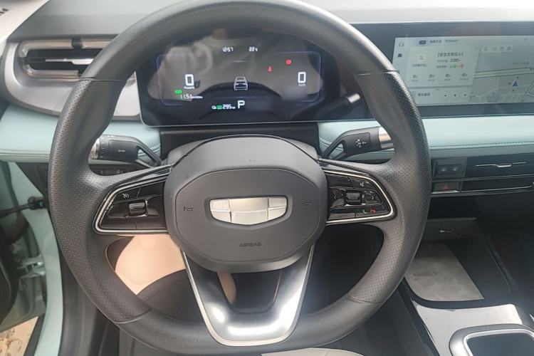 Used Geometry E Firefly 2024 301km Starlight Steering Wheel