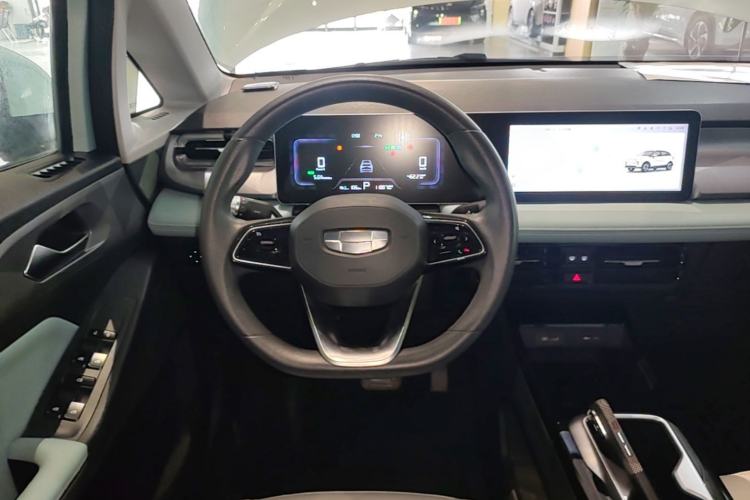 Used Geometry E Firefly 2024 301km Starlight Steering Wheel