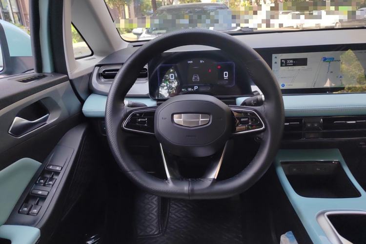 Used Geometry E Firefly 2024 301km Starlight Steering Wheel