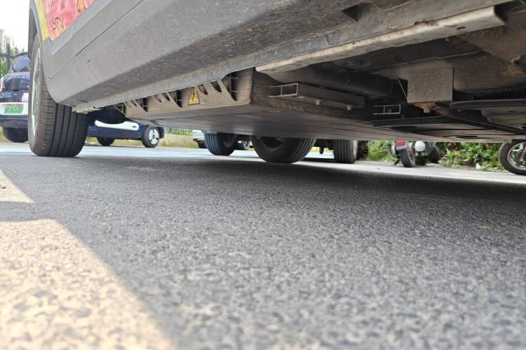 Used Geometry E Firefly 2024 301km Starlight Chassis Front Right