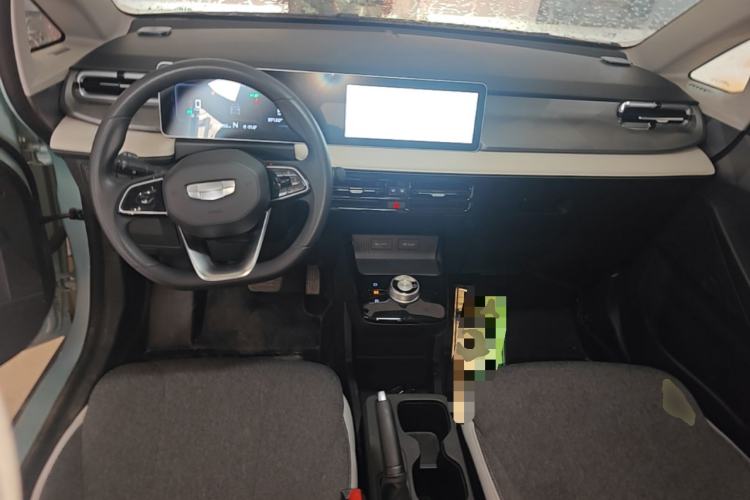 Used Geometry E Firefly 2024 301km Longteng Edition Center Console