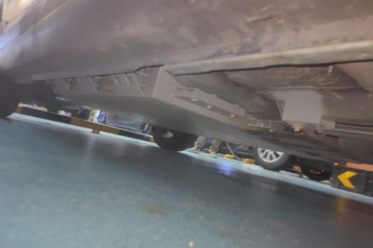 Used Geometry E Firefly 2024 301km Starlight Chassis Front Right