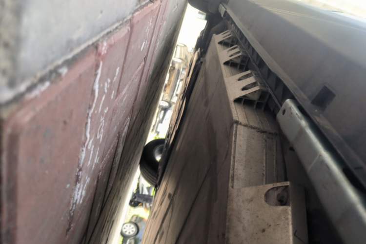 Used Geometry E Firefly 2024 401km Starlight Chassis Rear Left