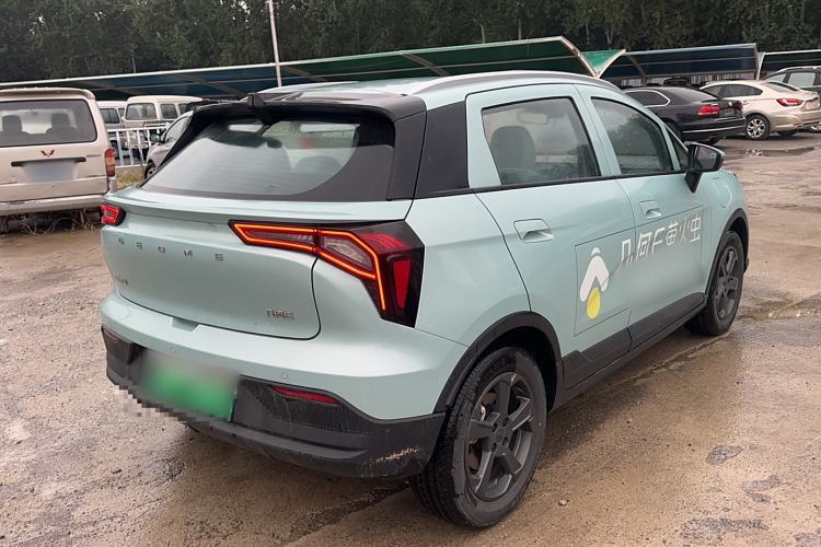 Used Geometry E Firefly 2024 401 km Fluorescent Exterior 3