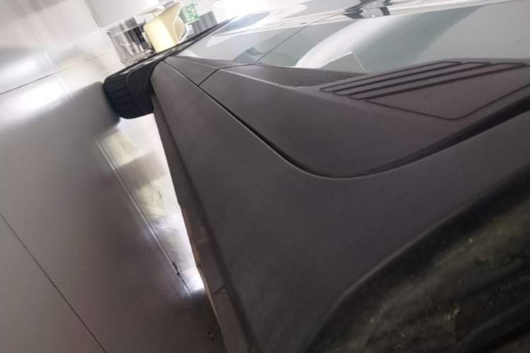 Used Geometry E Firefly 2024 301km Starlight Left Side Sill