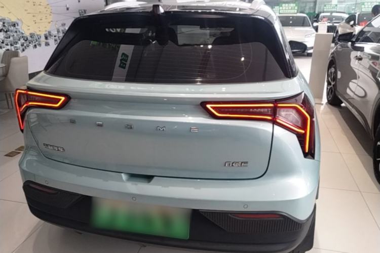 Used Geometry E Firefly 2024 301km Starlight Rear