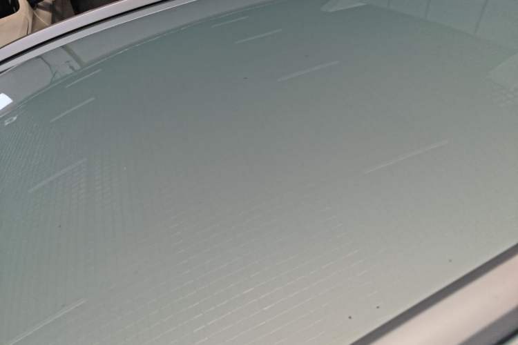 Used Geometry E Firefly 2024 301km Starlight Roof