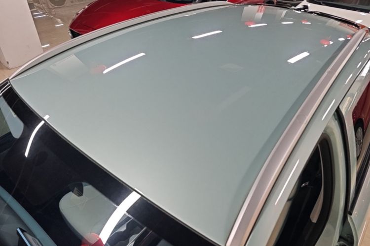 Used Geometry E Firefly 2024 301km Starlight Roof