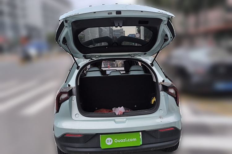 Used Geometry E Firefly 2024 301km Starlight Trunk