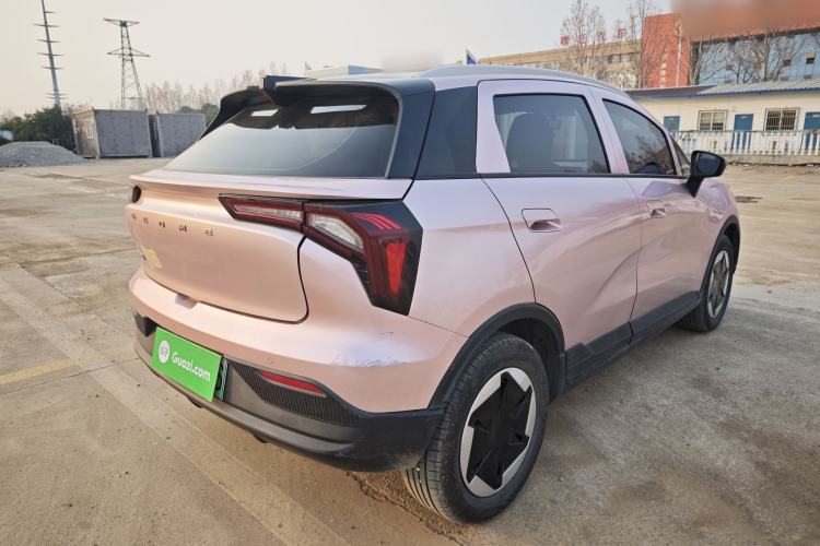 Used Geometry E Firefly 2024 301km Starlight Exterior 3