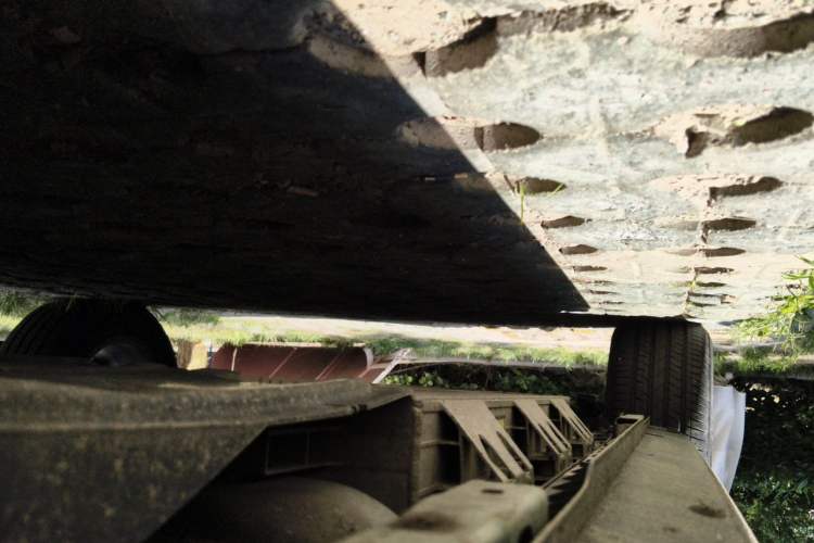 Used Geometry E Firefly 2024 401km Starlight Chassis Front Right