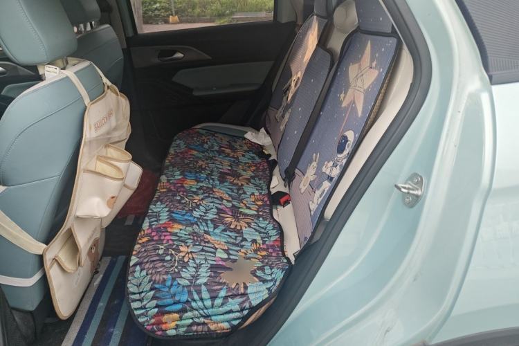 Used Geometry E Firefly 2024 301km Flowing Light Left Rear Seat