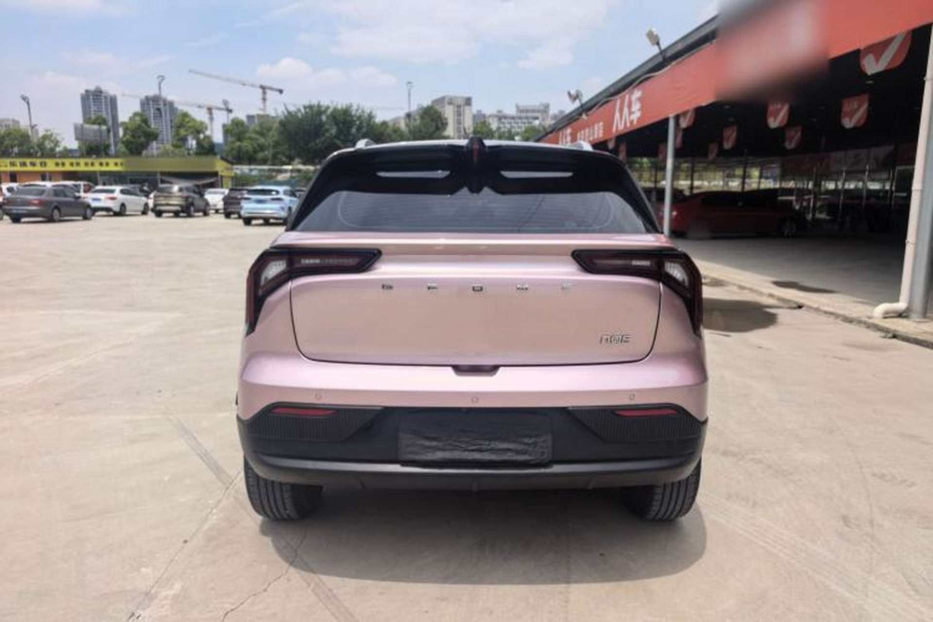 Used Geometry E Firefly 2024 401 km Fluorescent Rear
