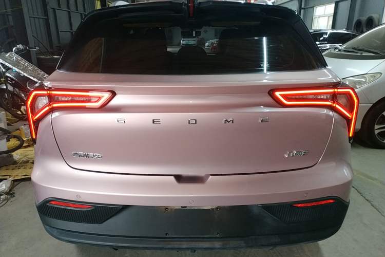 Used Geometry E Firefly 2024 301km Starlight Rear