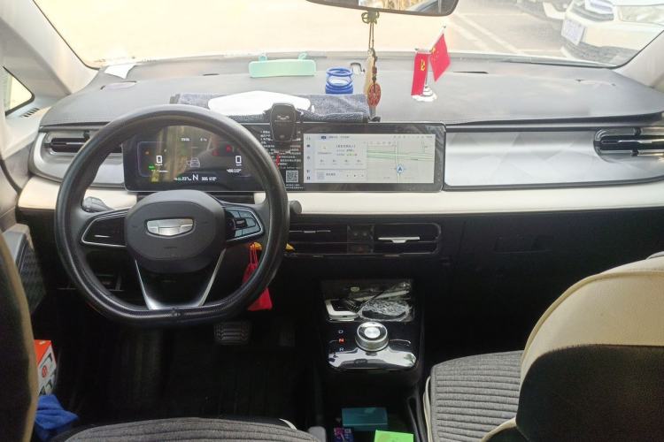 Used Geometry E Firefly 2024 301km Longteng Edition Center Console