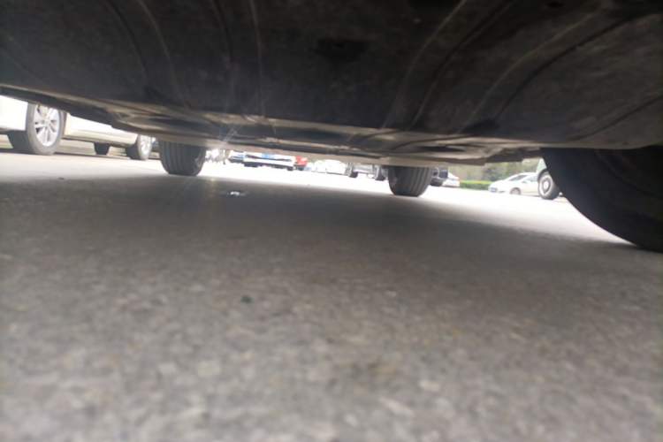 Used Geometry E Firefly 2024 301km Flowing Light Chassis Front
