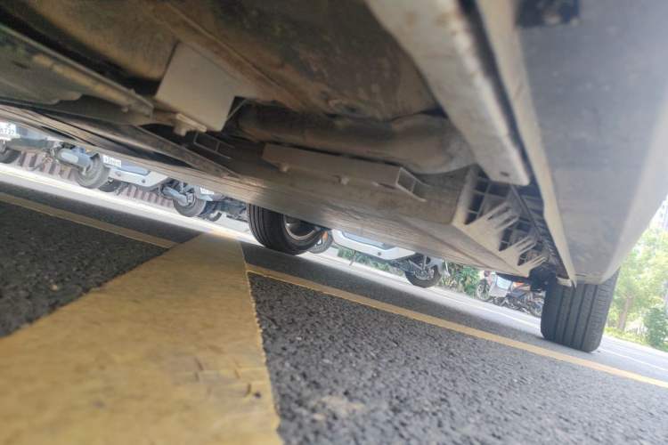 Used Geometry E Firefly 2024 301km Starlight Chassis Front Left
