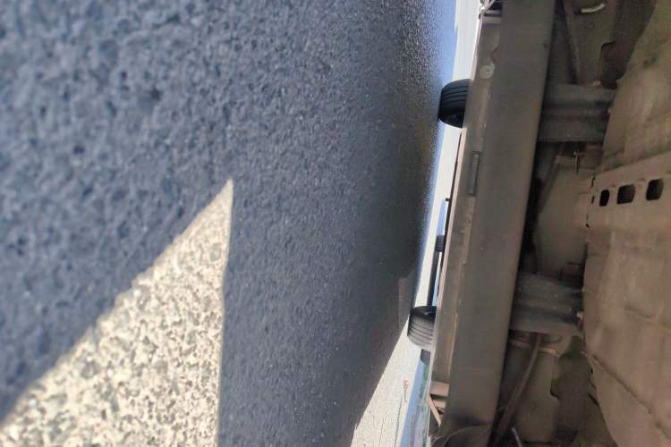 Used Geometry E Firefly 2024 301km Flowing Light Chassis Rear