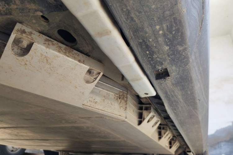 Used Geometry E Firefly 2024 301km Flowing Light Chassis Rear Right