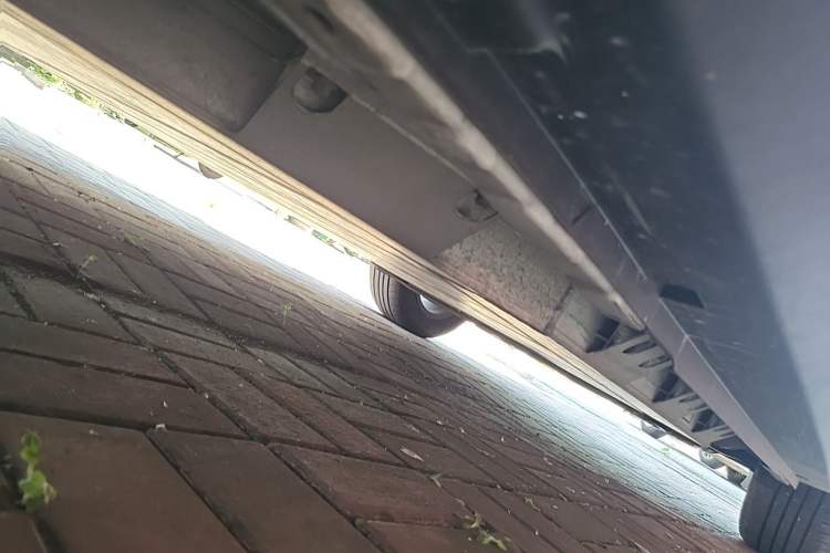Used Geometry E Firefly 2024 401km Starlight Chassis Rear Right