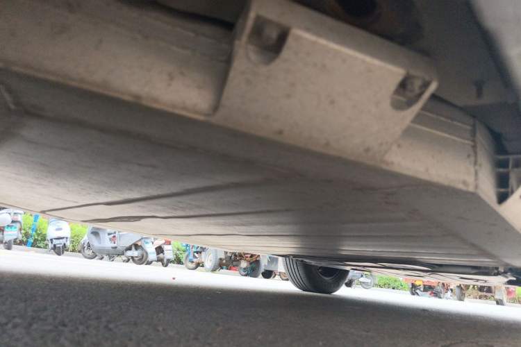 Used Geometry E Firefly 2024 301km Starlight Chassis Rear Right
