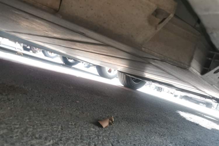 Used Geometry E Firefly 2024 301km Starlight Chassis Rear Right