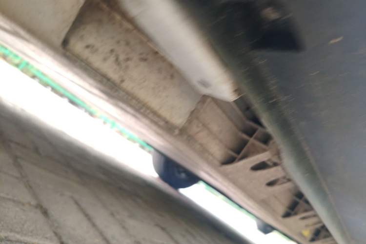 Used Geometry E Firefly 2024 301km Flowing Light Chassis Rear Right