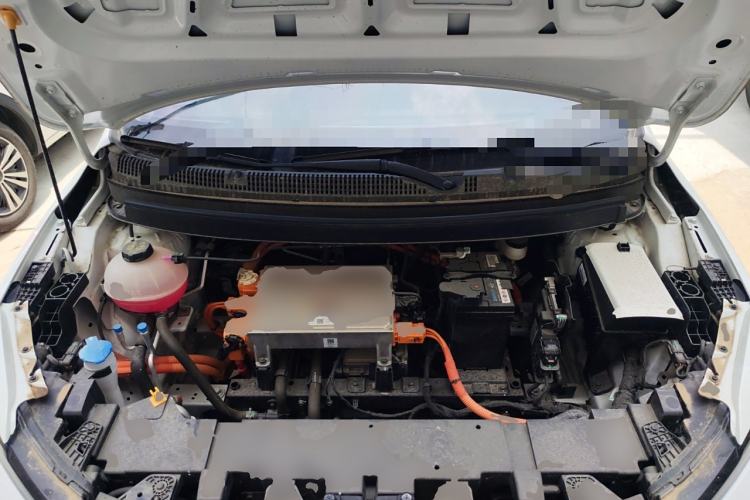 Used Geometry E Firefly 2024 301km Flowing Light Engine Bay