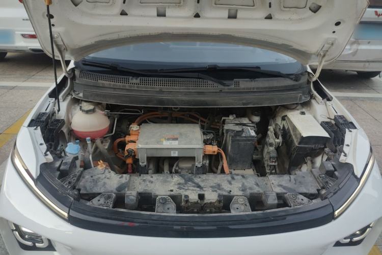 Used Geometry E Firefly 2024 301km Starlight Engine Bay