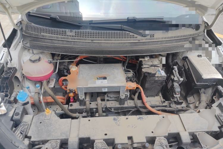 Used Geometry E Firefly 2024 301km Starlight Engine Bay