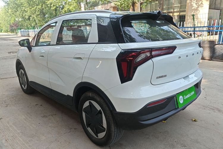 Used Geometry E Firefly 2024 301km Flowing Light Exterior 2