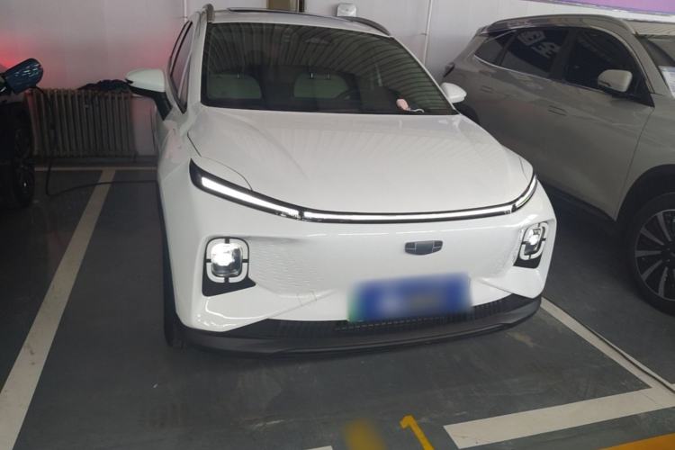 Used Geometry E Firefly 2024 401 km Fluorescent Front