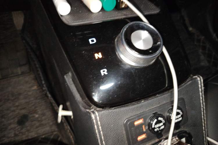Used Geometry E Firefly 2024 301km Flowing Light Gear Lever