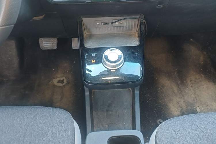 Used Geometry E Firefly 2024 301km Flowing Light Gear Lever