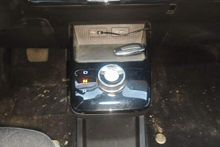 Used Geometry E Firefly 2024 301km Flowing Light Gear Lever