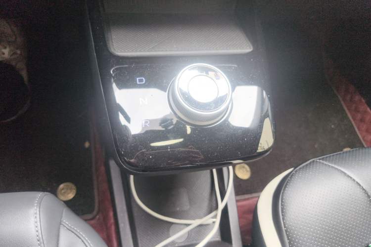 Used Geometry E Firefly 2024 301km Flowing Light Gear Lever