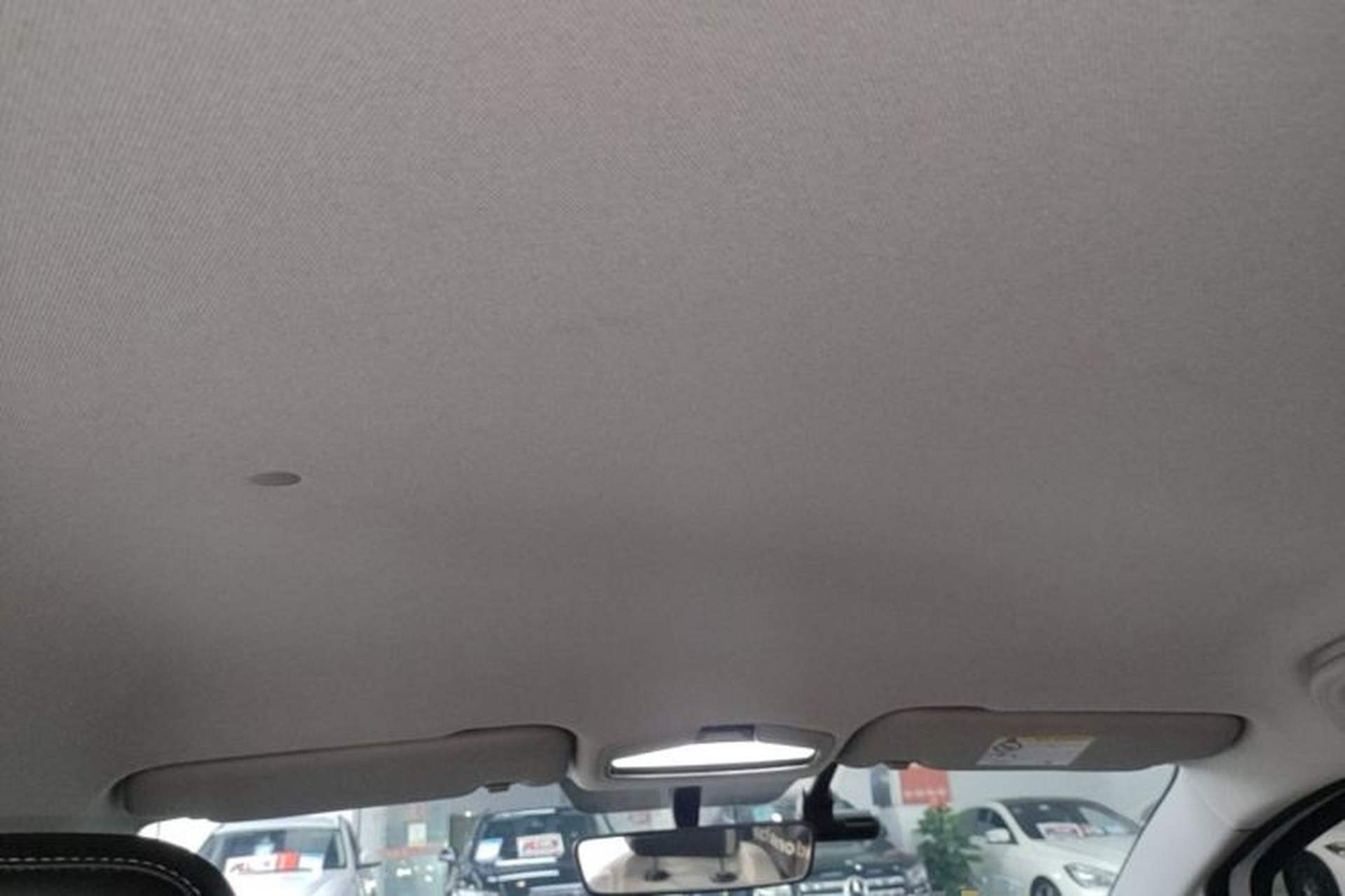 Used Geometry E Firefly 2024 401 km Fluorescent Headliner