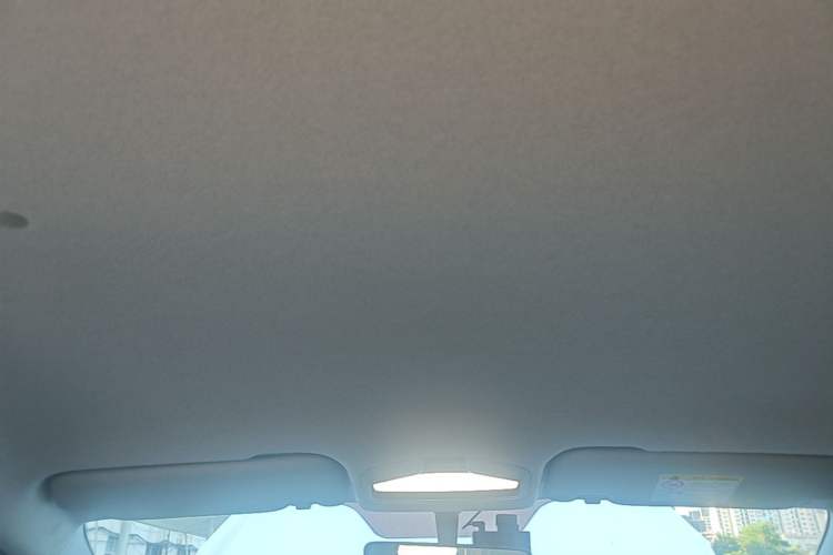 Used Geometry E Firefly 2024 301km Flowing Light Headliner
