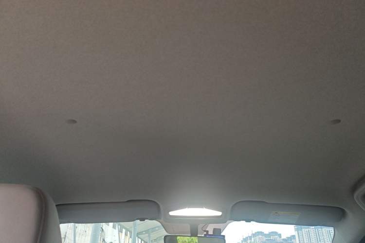 Used Geometry E Firefly 2024 301km Flowing Light Headliner