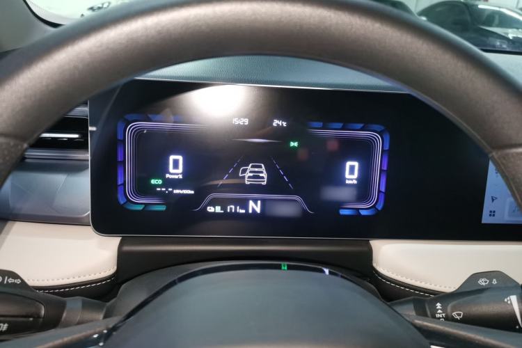 Used Geometry E Firefly 2024 301km Flowing Light Instrument Cluster
