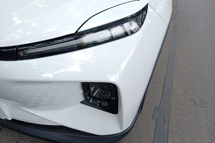 Used Geometry E Firefly 2024 301km Starlight Left Front Headlight
