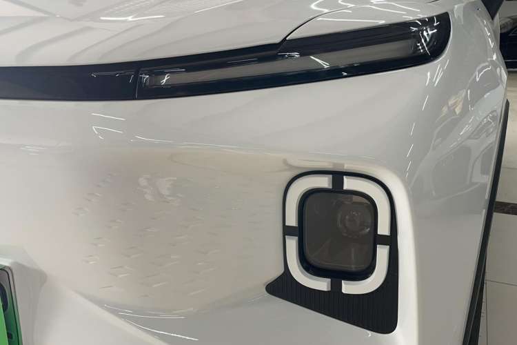 Used Geometry E Firefly 2024 301km Flowing Light Left Front Headlight