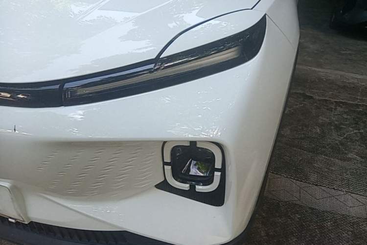 Used Geometry E Firefly 2024 401km Starlight Left Front Headlight
