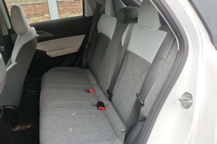 Used Geometry E Firefly 2024 301km Flowing Light Left Rear Seat