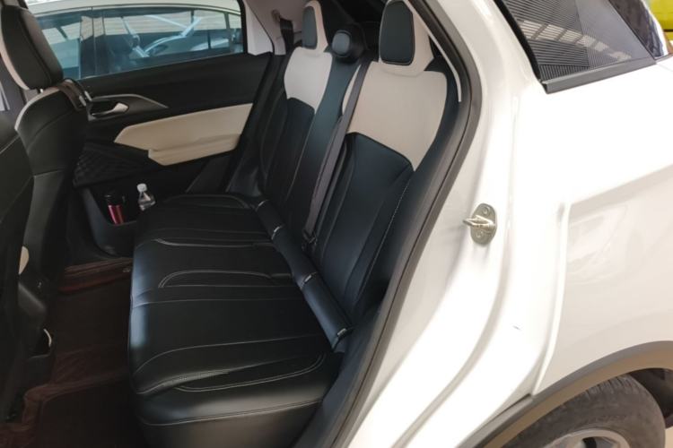 Used Geometry E Firefly 2024 301km Starlight Left Rear Seat