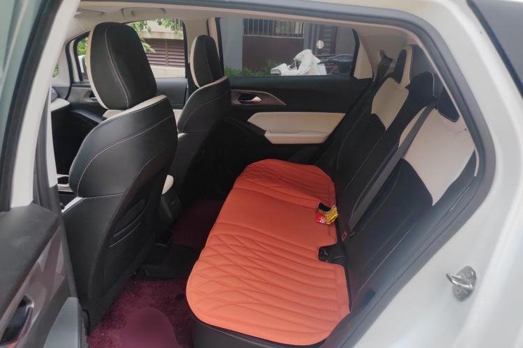 Used Geometry E Firefly 2024 301km Starlight Left Rear Seat
