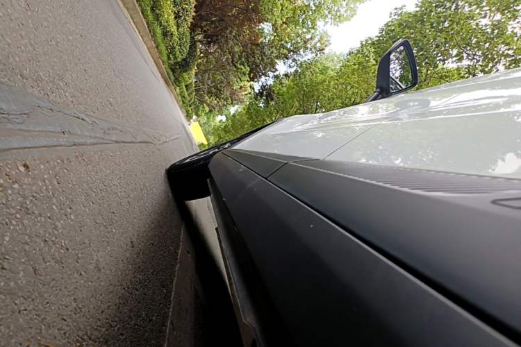 Used Geometry E Firefly 2024 301km Starlight Left Side Sill