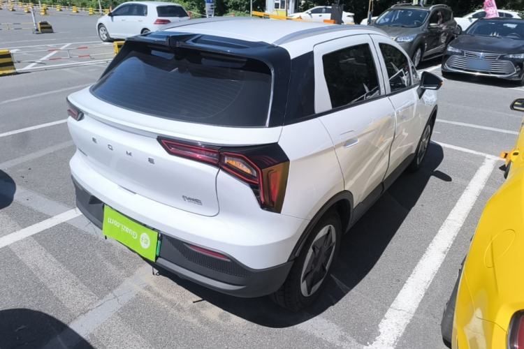 Used Geometry E Firefly 2024 301km Flowing Light Rear Right 45 Deg